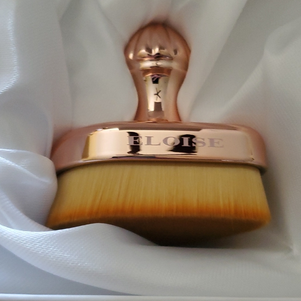Eloise  Trio omg Mini Mex Teardrop  brush for anything gorgeous Read Above